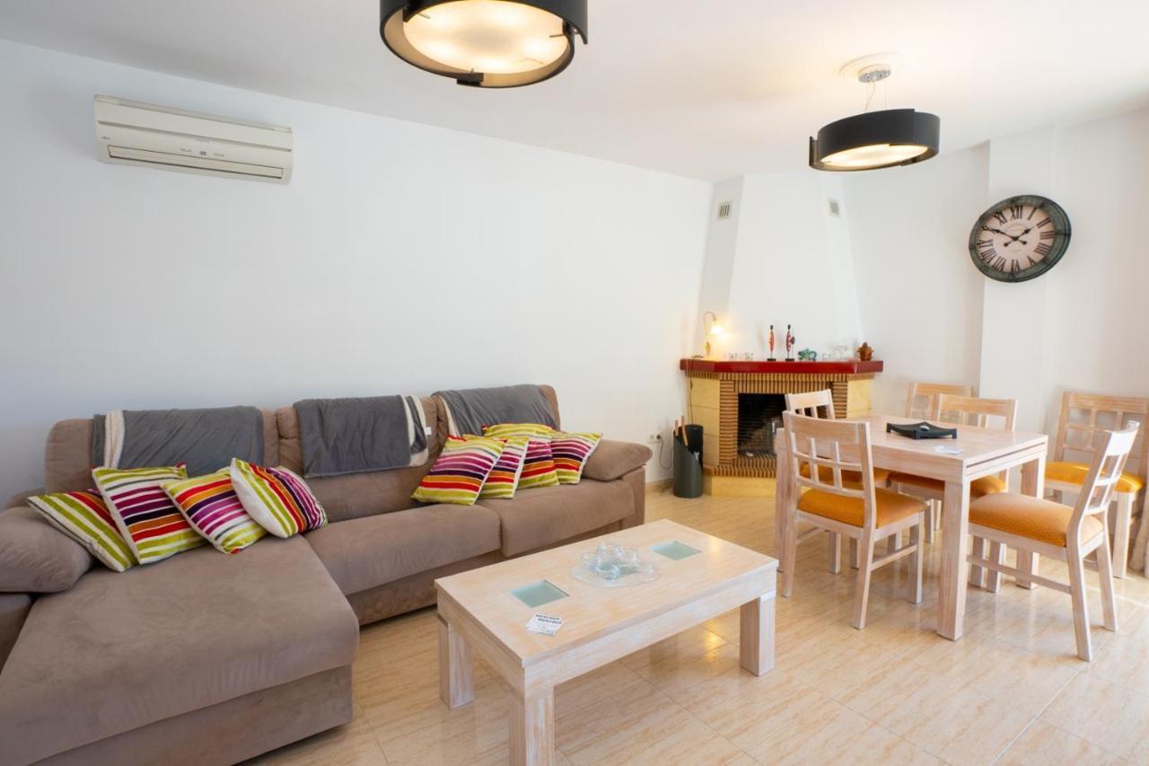 Marina Bella 1F Menyber Appartement Nerja Buitenkant foto
